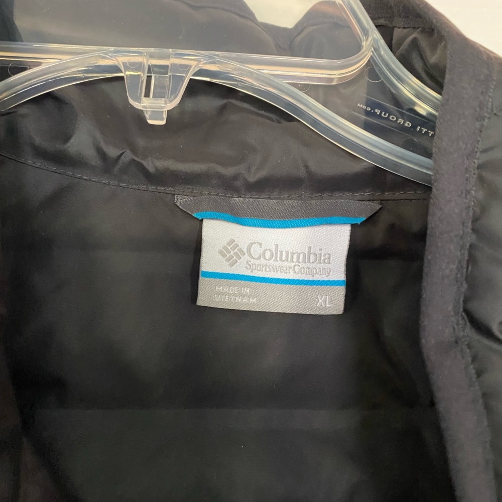 Columbia Black Vest